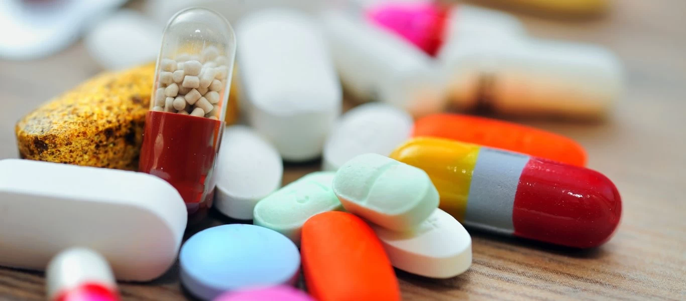 Τα δύο φάρμακα που «στήνουν στον τοίχο» την Novartis και η δράση του φαρμακοβιομηχανικού λόμπι